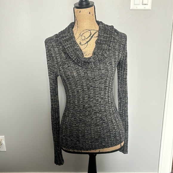 Apt. 9 Sweaters - Apt. 9 cowlneck sweater